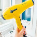 hair dryer straighten hair